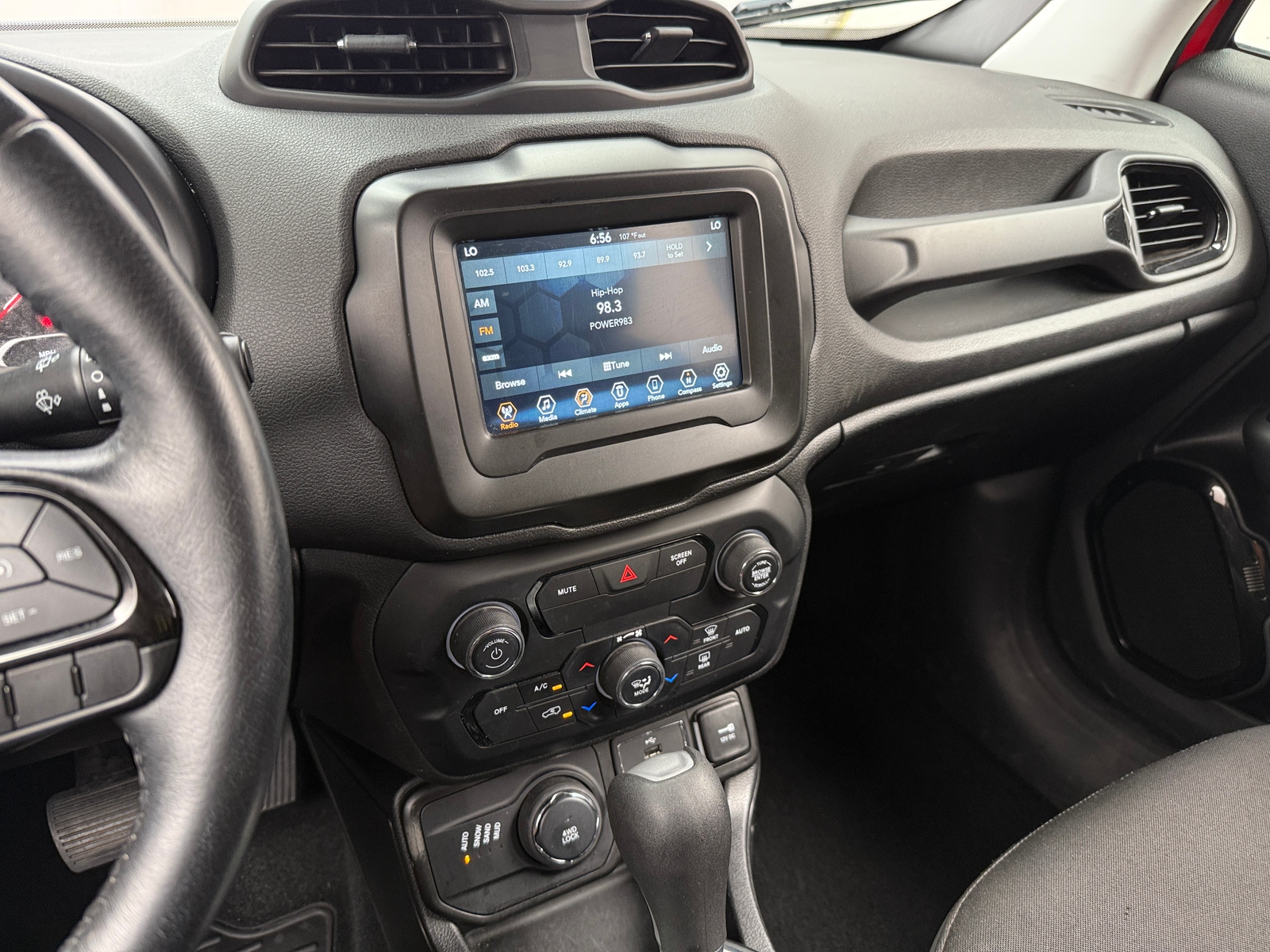 Thumbnail: 2019 Jeep Renegade - 4