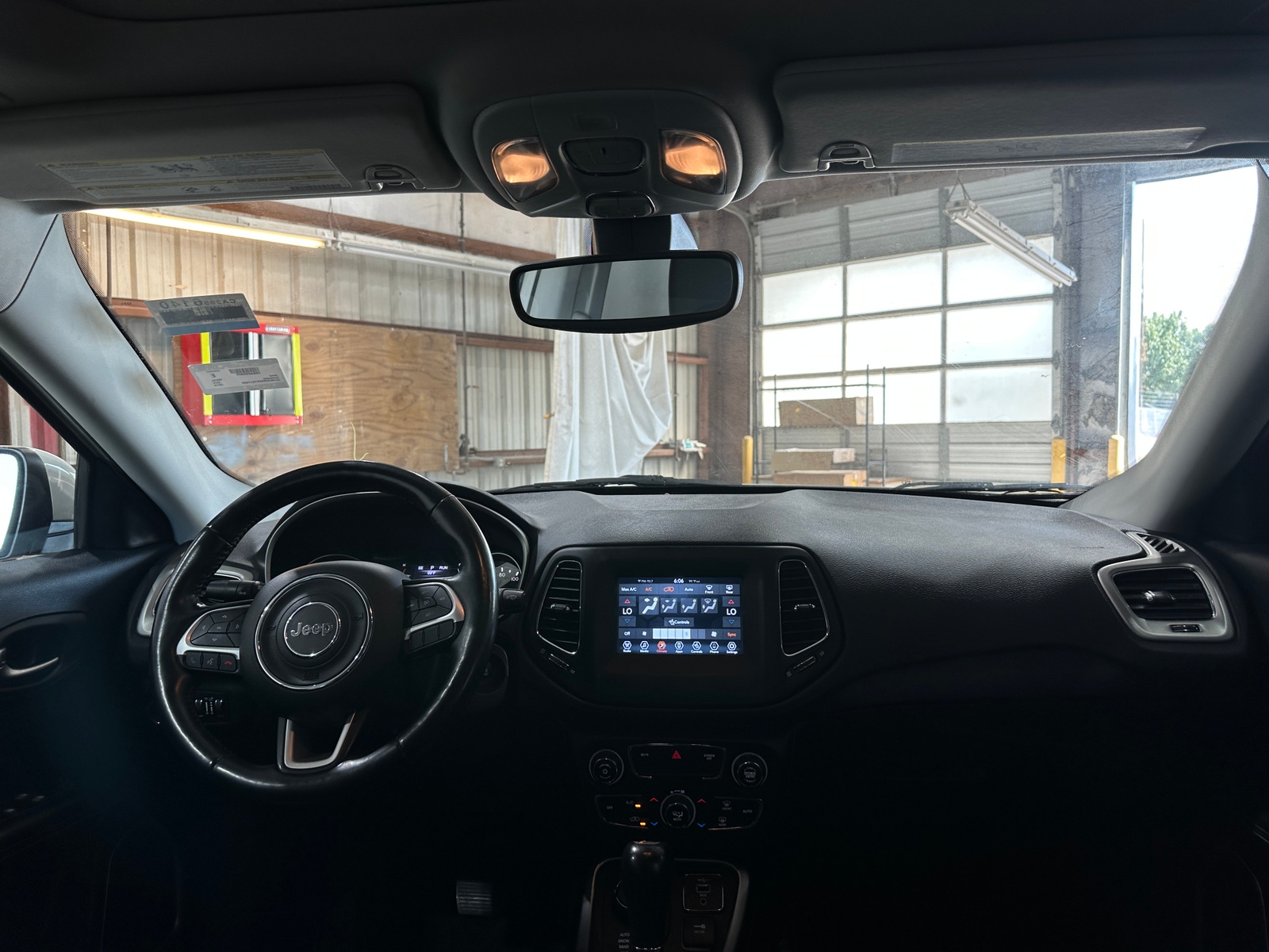 Thumbnail: 2019 Jeep Compass - 3