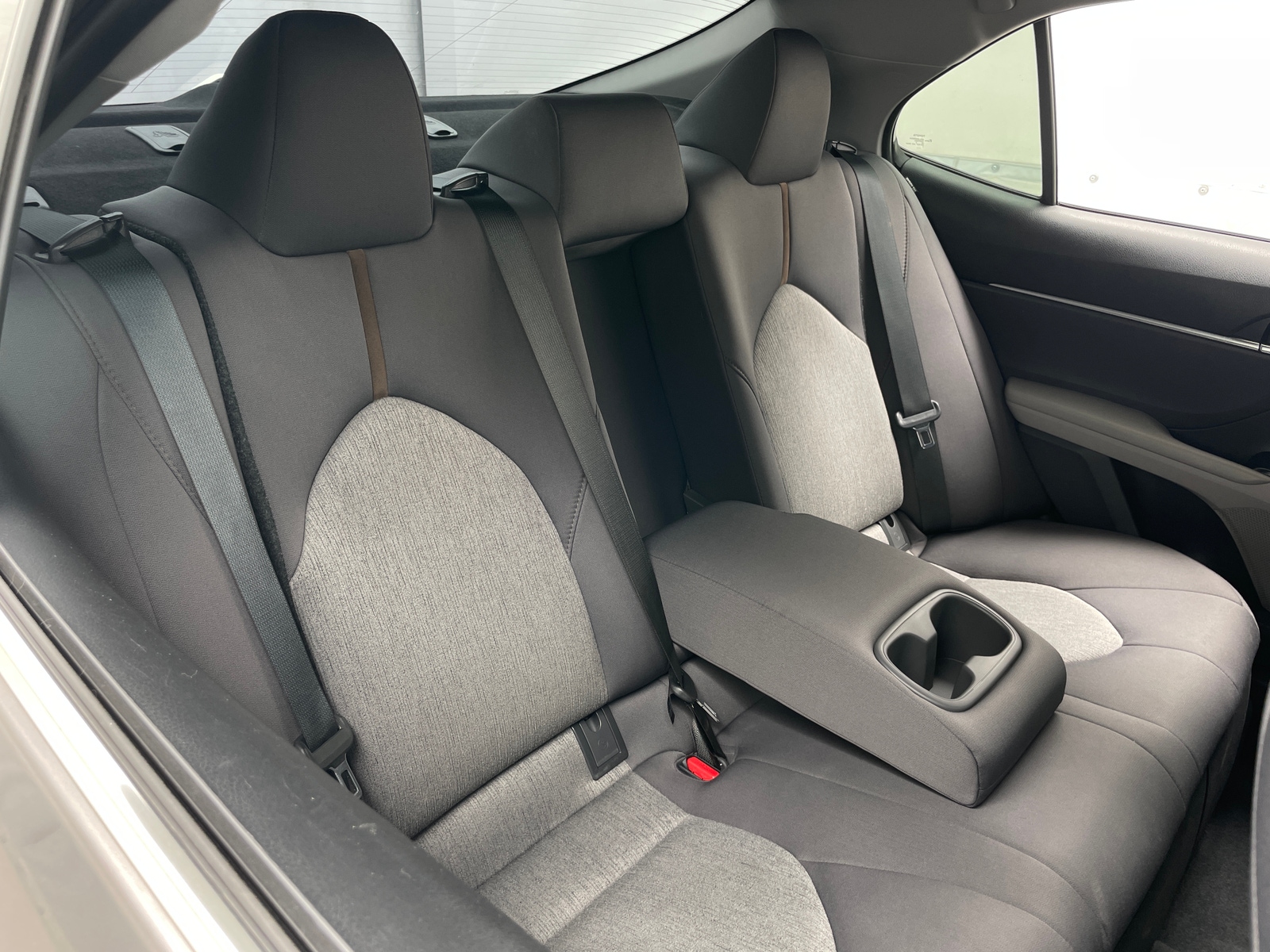 Thumbnail: 2020 Toyota Camry - 6