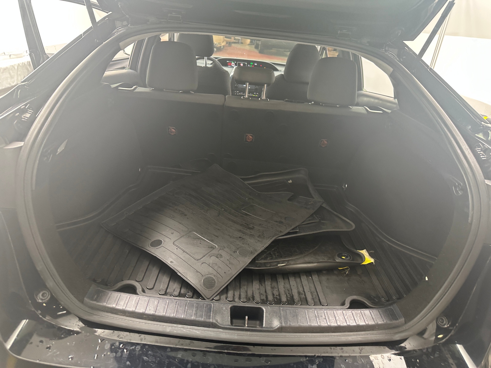 Thumbnail: 2016 Toyota Prius - 7