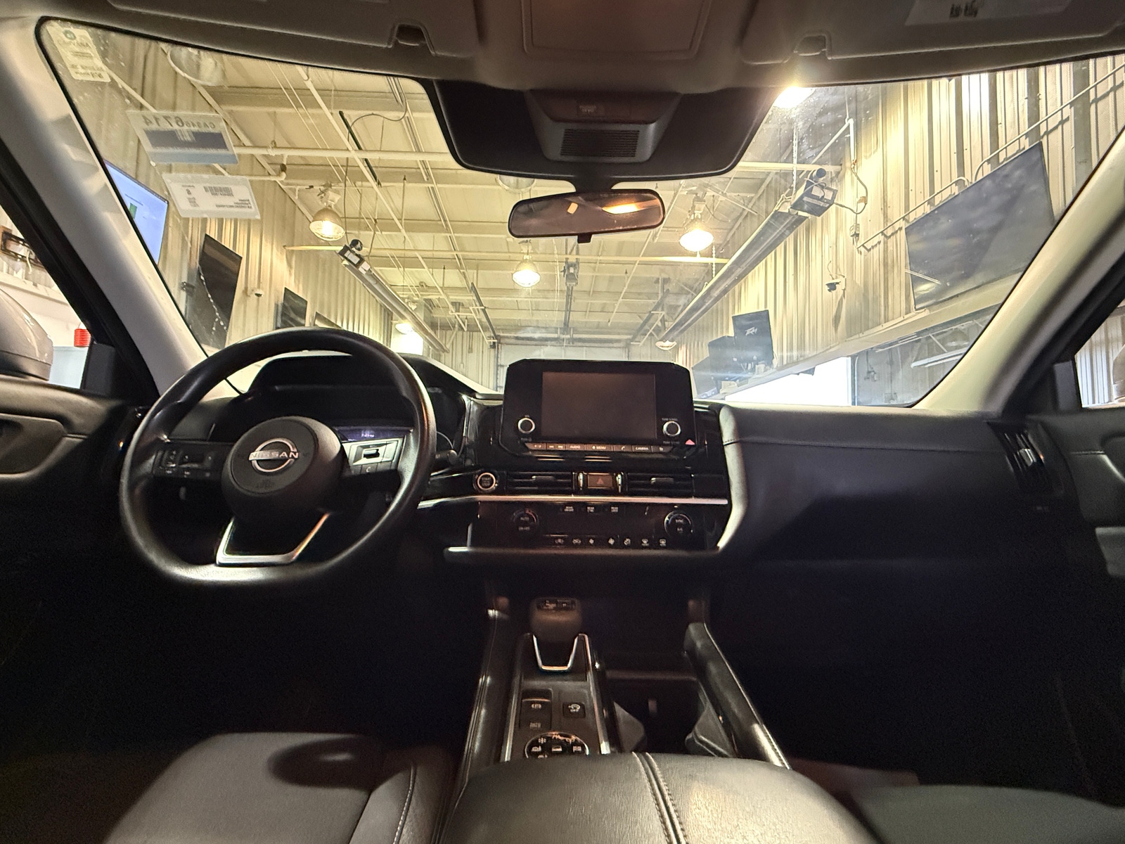 Thumbnail: 2022 Nissan Pathfinder - 3