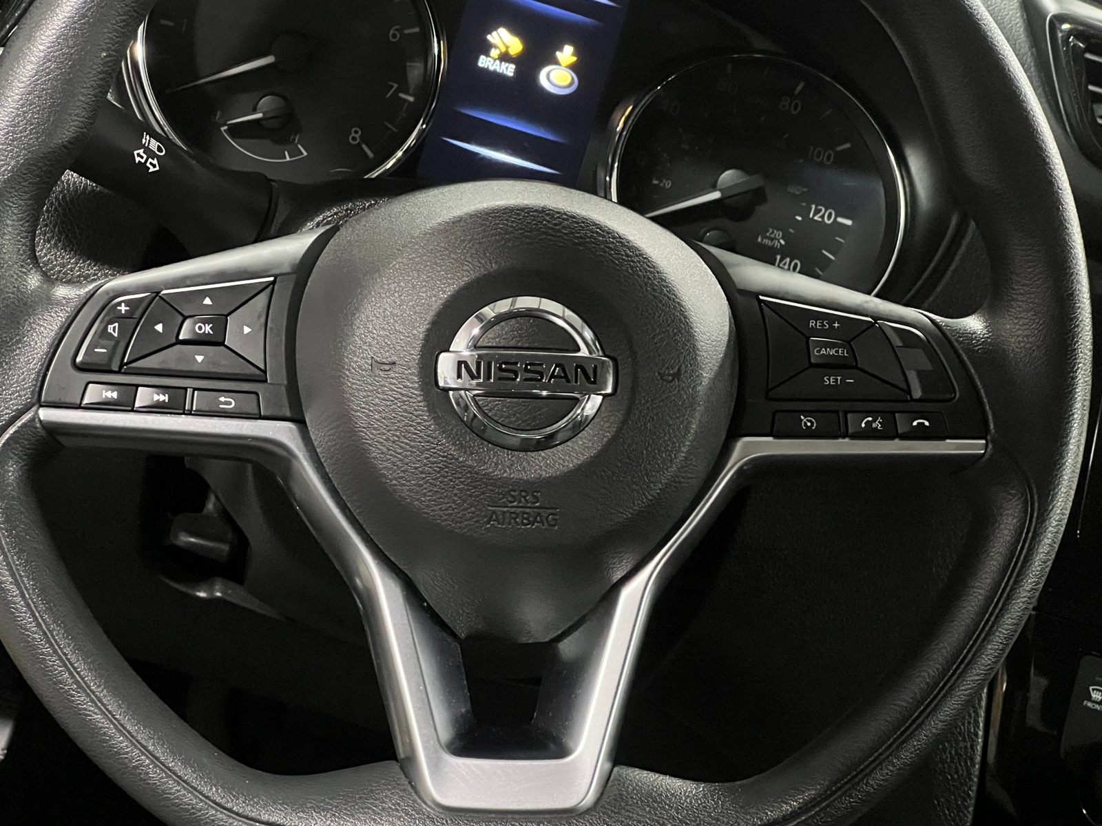 Thumbnail: 2018 Nissan Rogue Sport - 5