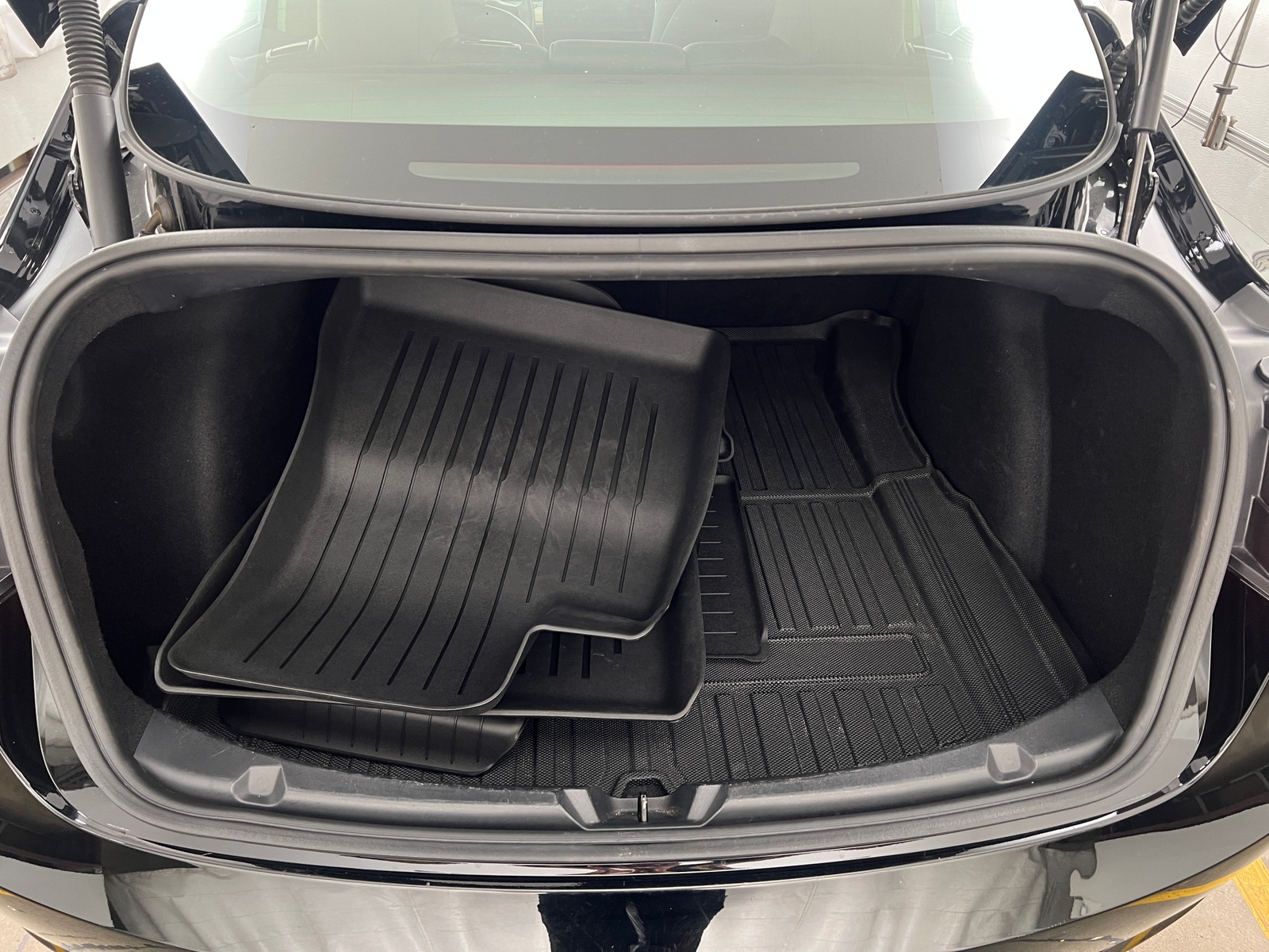 Thumbnail: 2023 Tesla Model 3 - 6