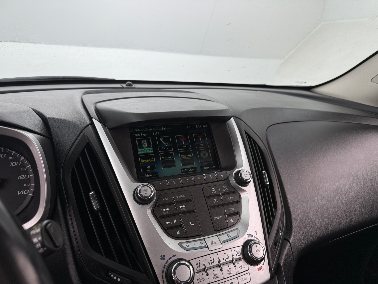 Thumbnail: 2015 Chevrolet Equinox - 4