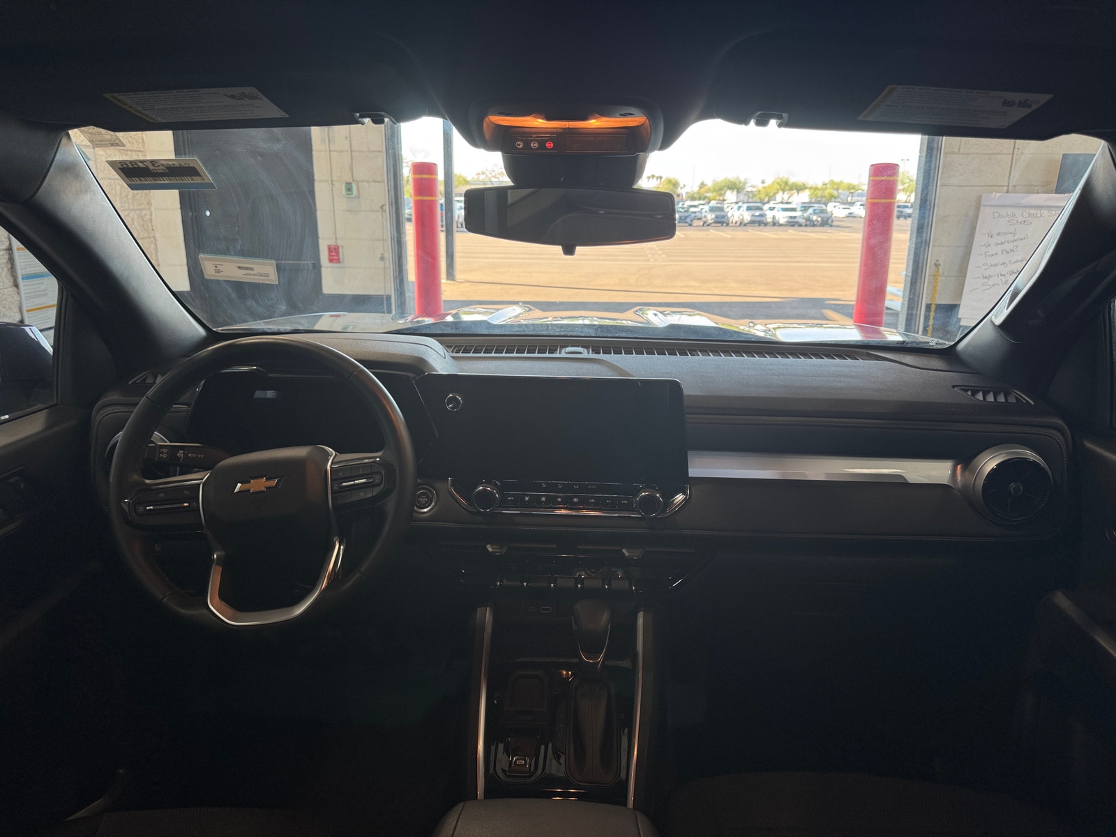 Thumbnail: 2023 Chevrolet Colorado - 3