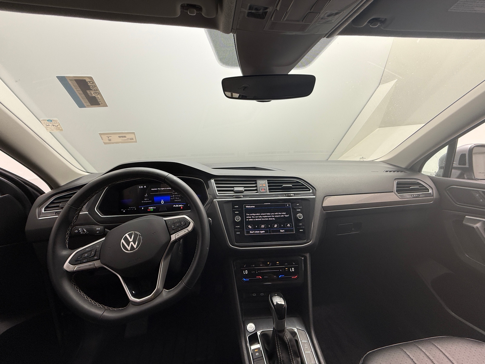 Thumbnail: 2024 Volkswagen Tiguan - 2