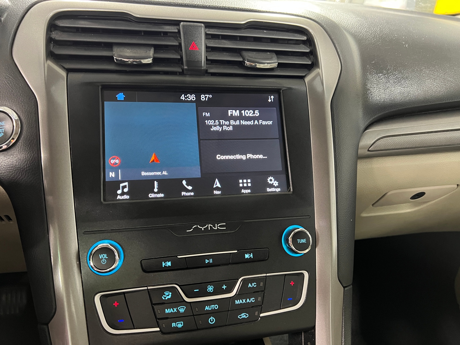 Thumbnail: 2019 Ford Fusion - 4