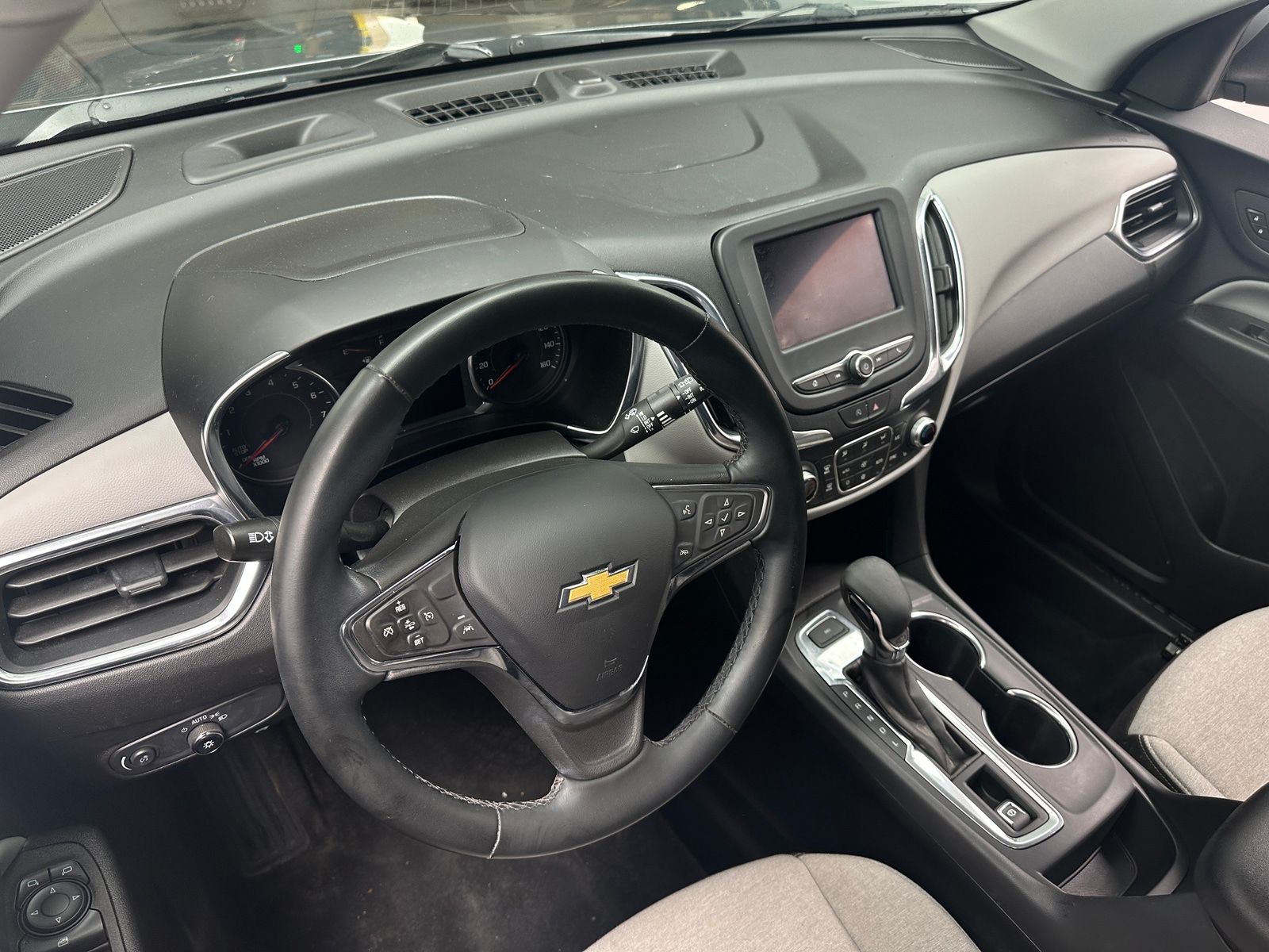 Thumbnail: 2023 Chevrolet Equinox - 3
