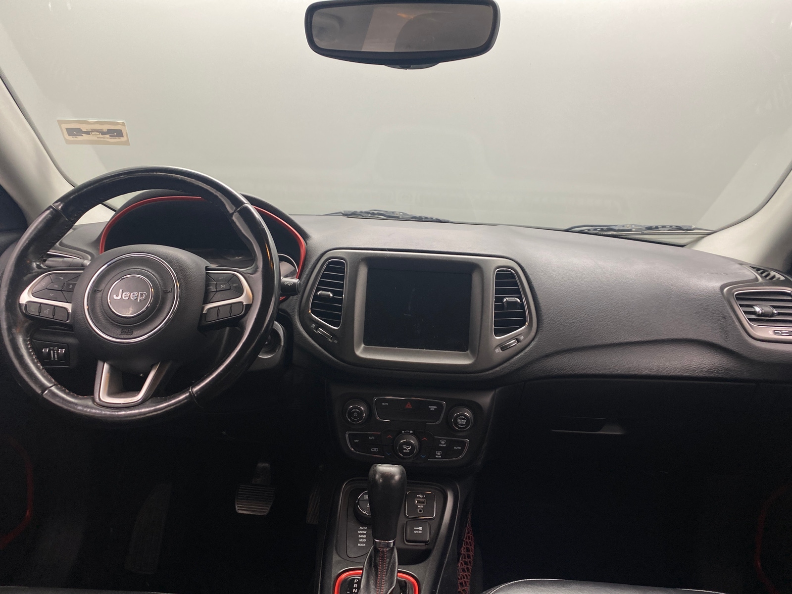 Thumbnail: 2019 Jeep Compass - 3