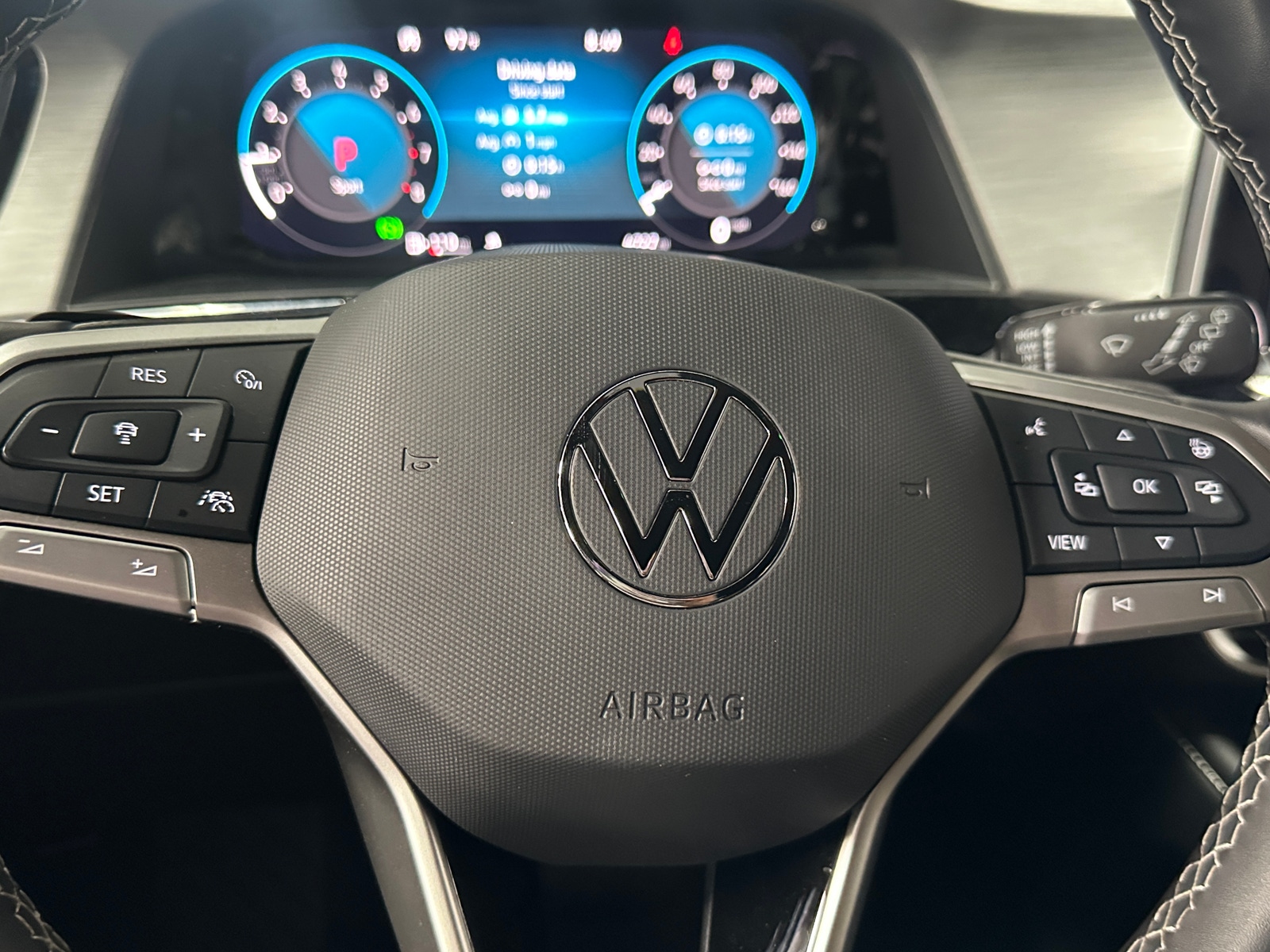 Thumbnail: 2024 Volkswagen Atlas - 4