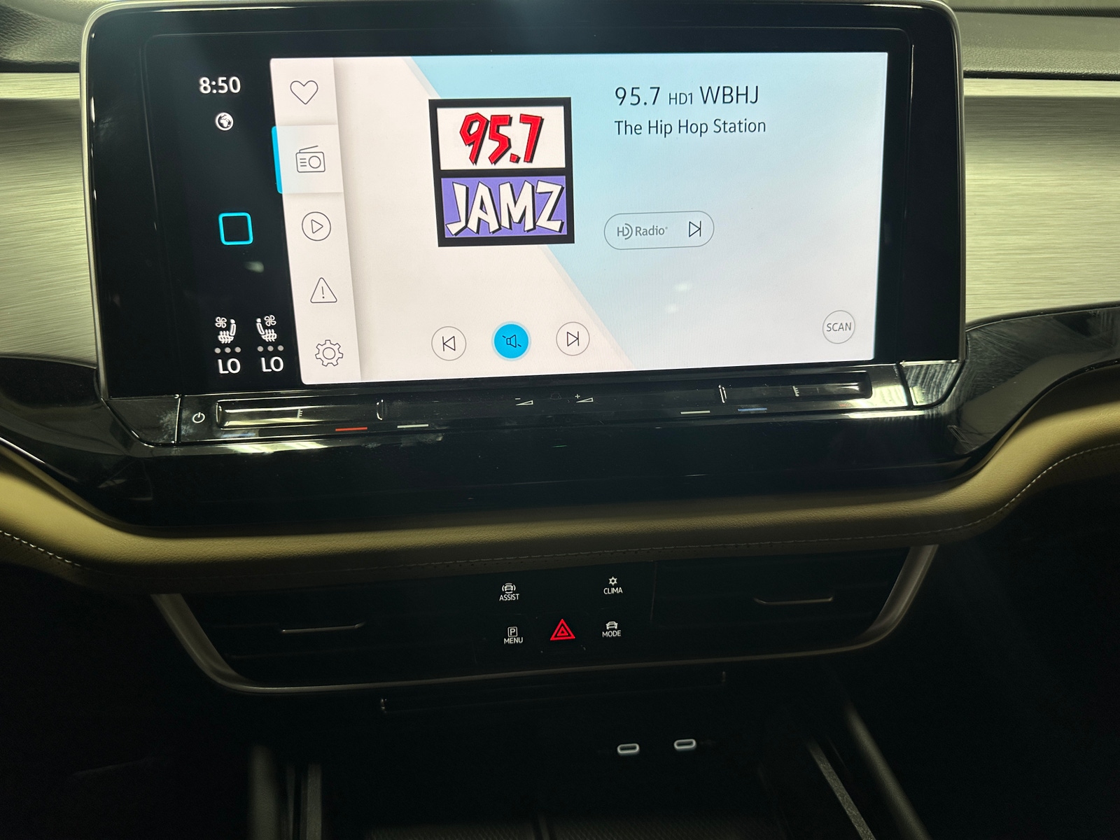 Thumbnail: 2024 Volkswagen Atlas - 3