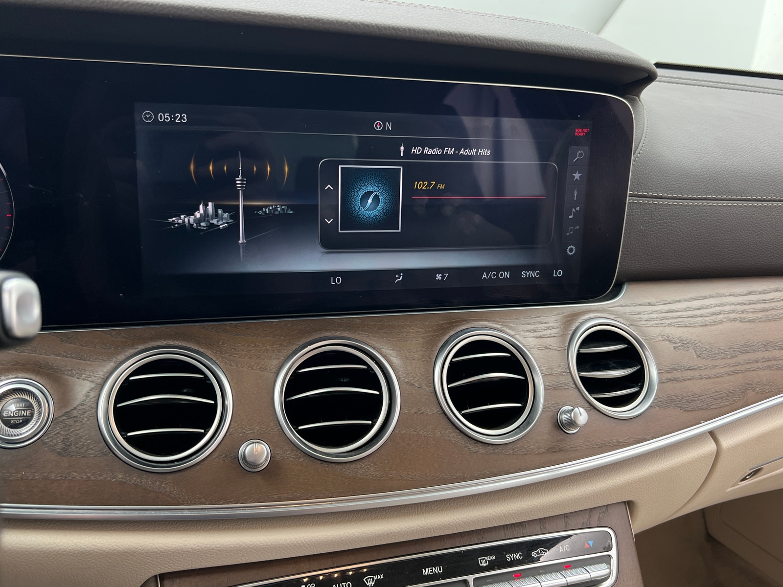 Thumbnail: 2018 Mercedes-Benz E-Class - 3