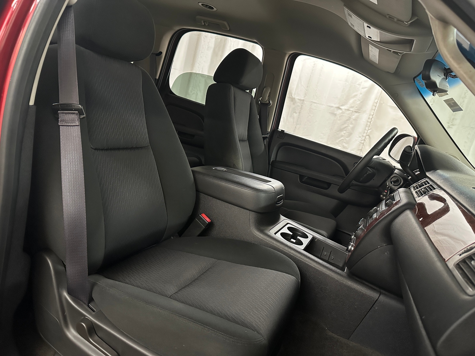 Thumbnail: 2013 Chevrolet Tahoe - 2