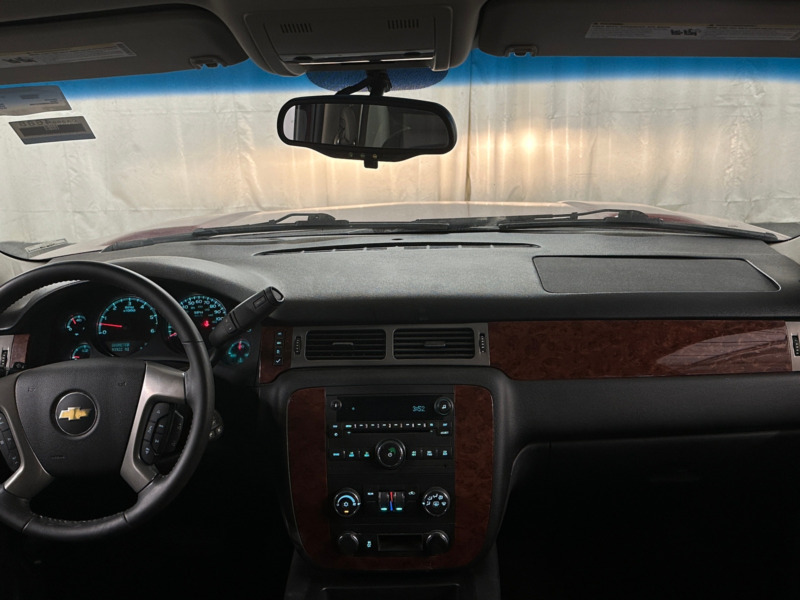 Thumbnail: 2013 Chevrolet Tahoe - 3