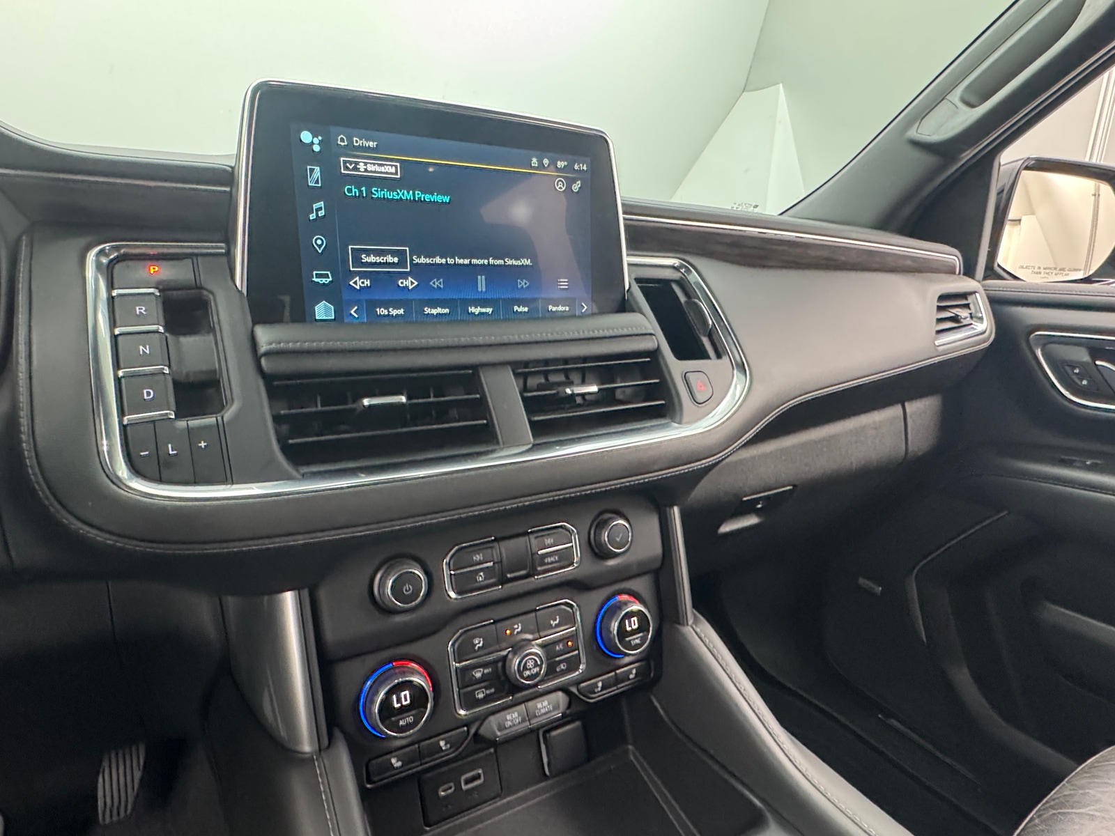 Thumbnail: 2022 Chevrolet Tahoe - 3