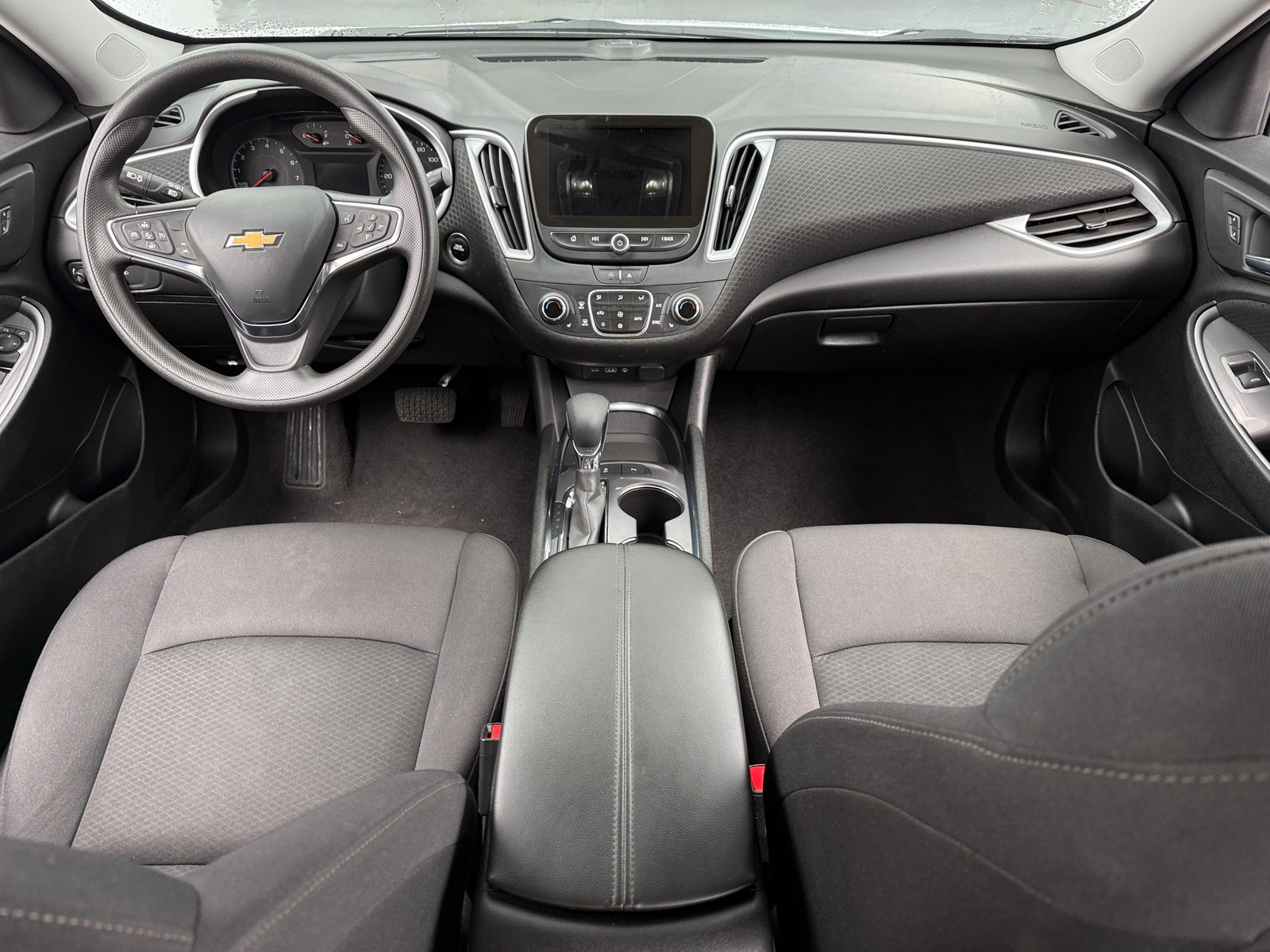 Thumbnail: 2024 Chevrolet Malibu - 3