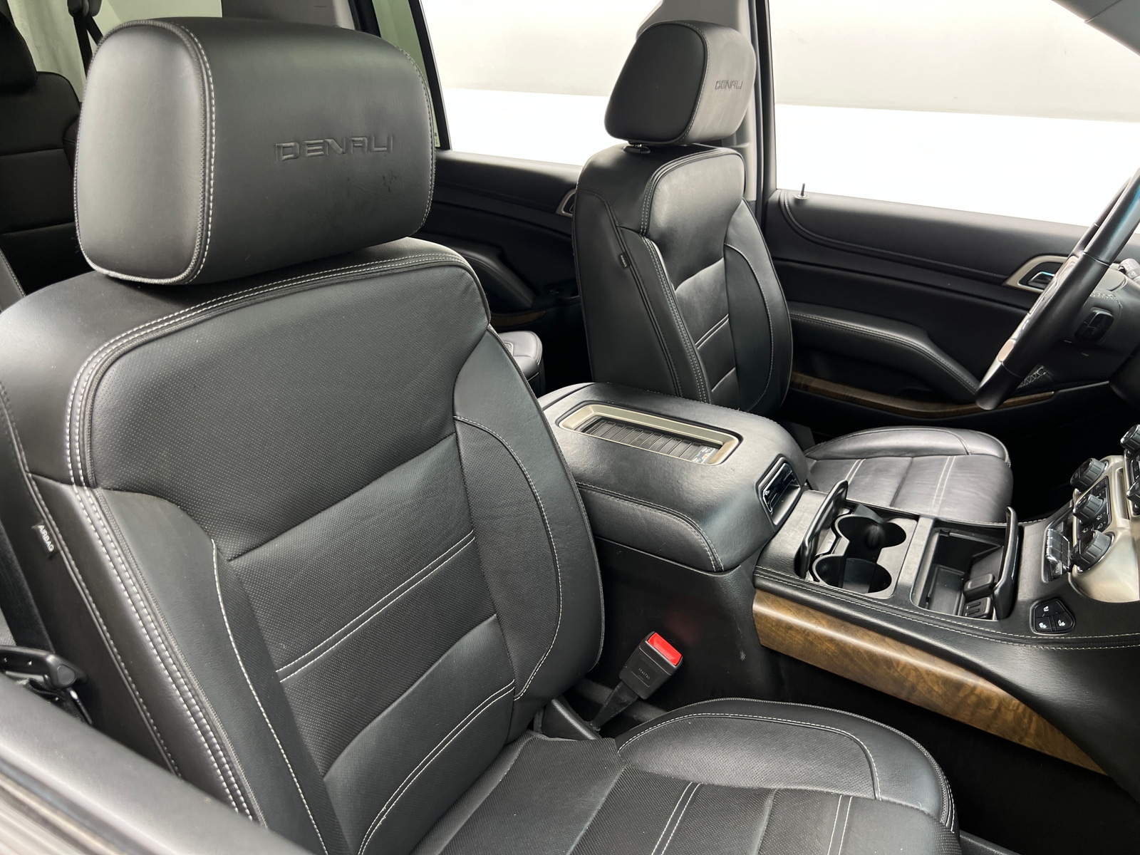 Thumbnail: 2018 GMC Yukon XL - 2