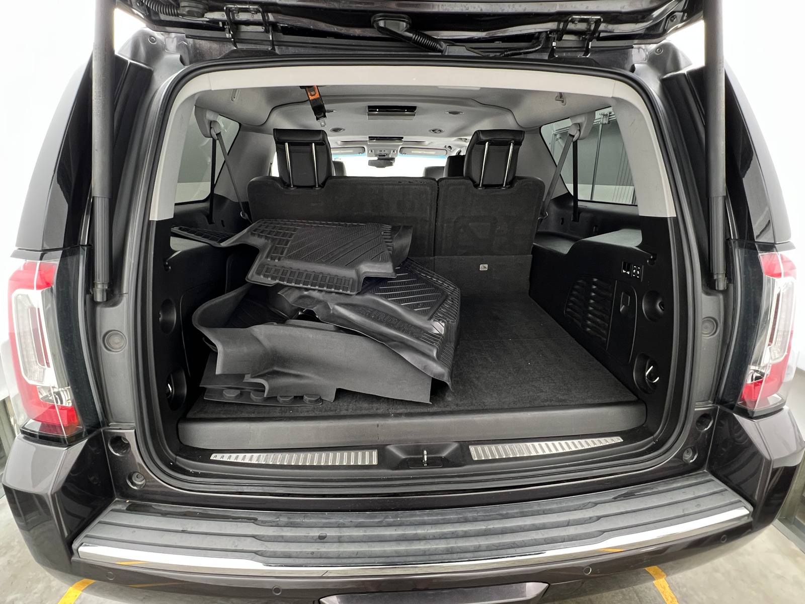 Thumbnail: 2018 GMC Yukon XL - 7