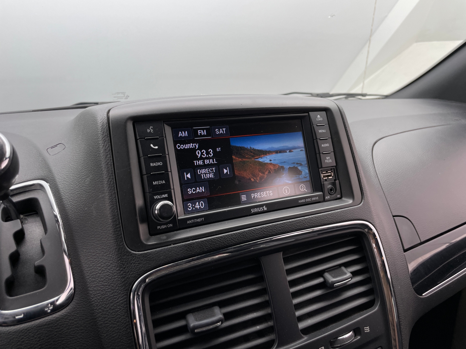 Thumbnail: 2018 Dodge Grand Caravan - 3