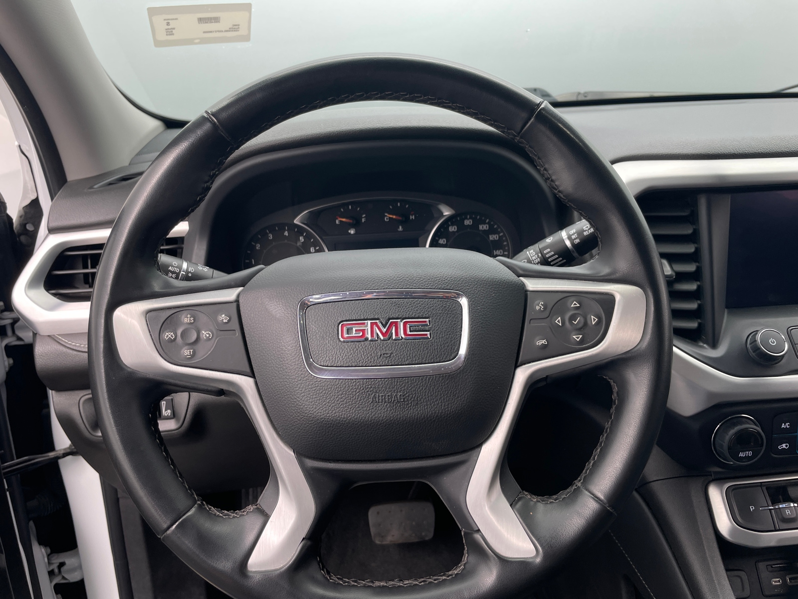 Thumbnail: 2023 GMC Acadia - 4