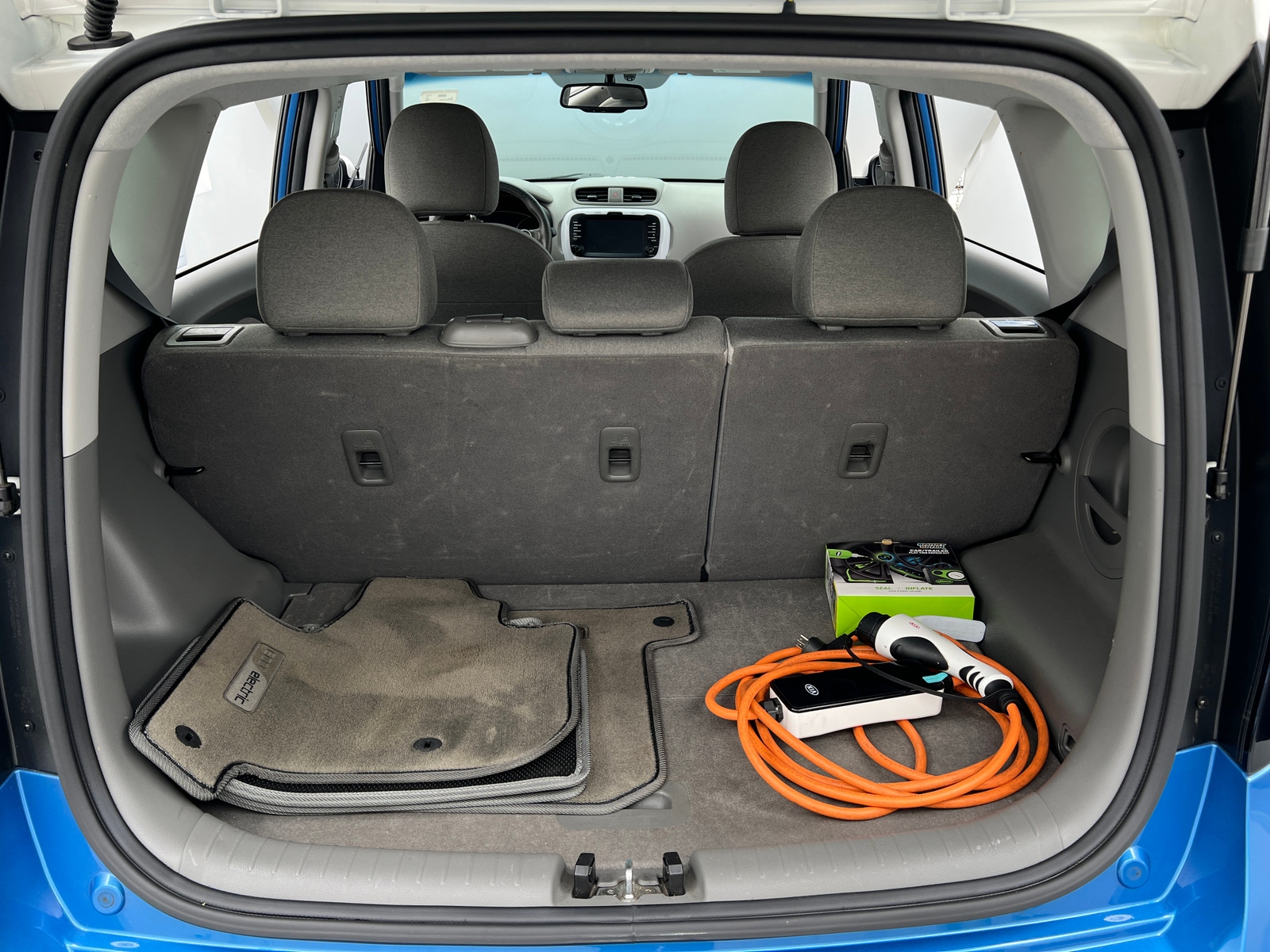 Thumbnail: 2019 Kia Soul EV - 7