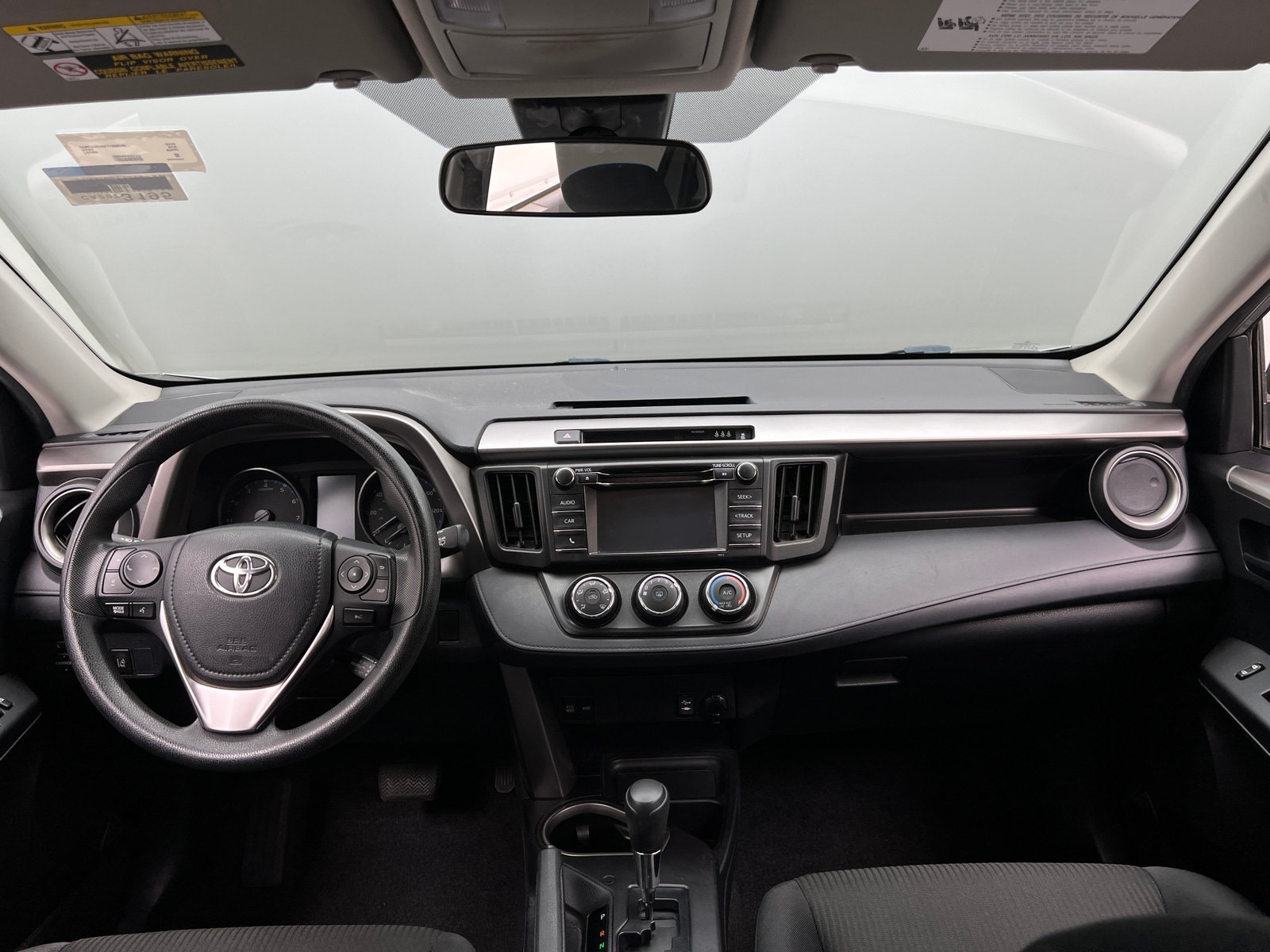 Thumbnail: 2018 Toyota RAV4 - 3
