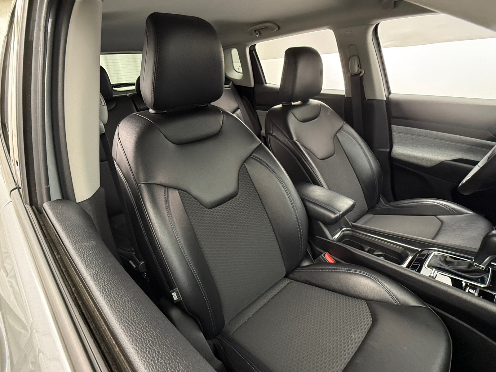 Thumbnail: 2022 Jeep Compass - 2