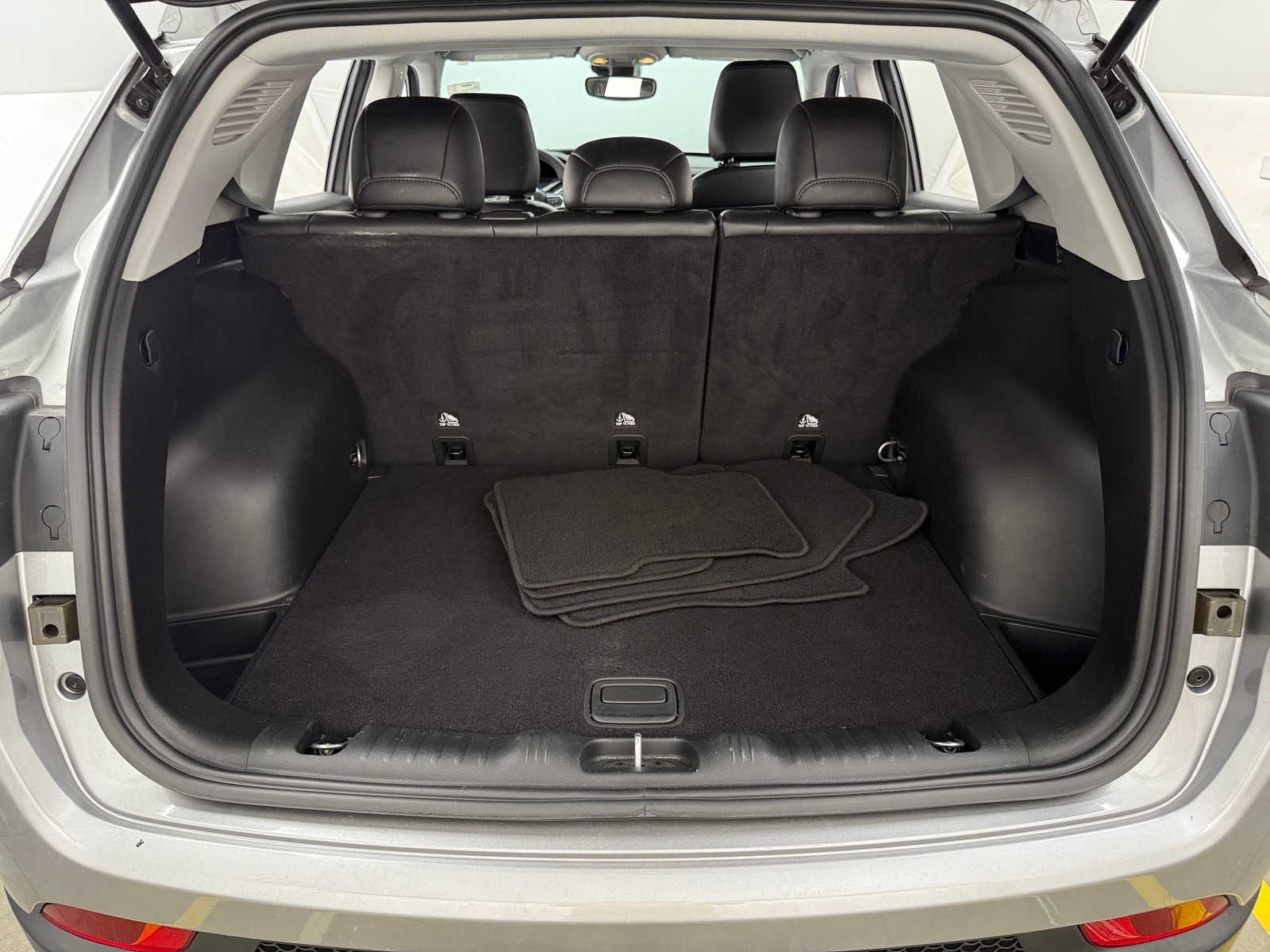 Thumbnail: 2022 Jeep Compass - 7