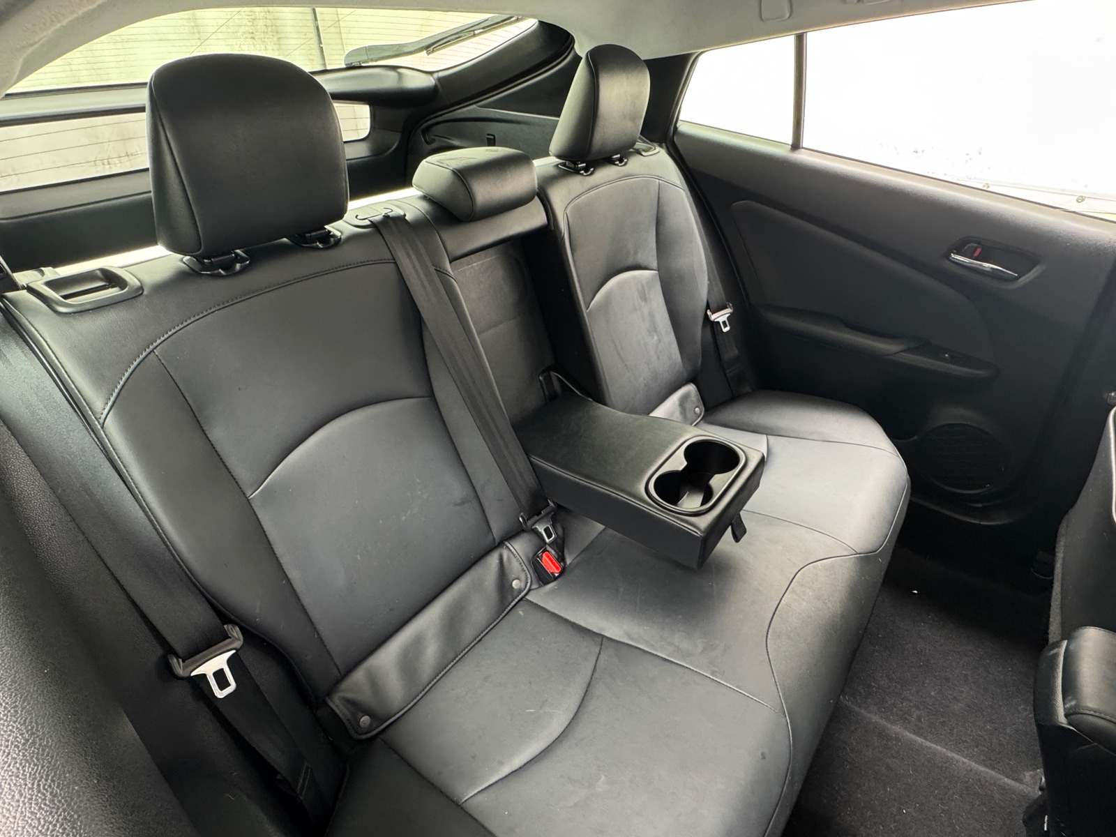 Thumbnail: 2017 Toyota Prius - 6