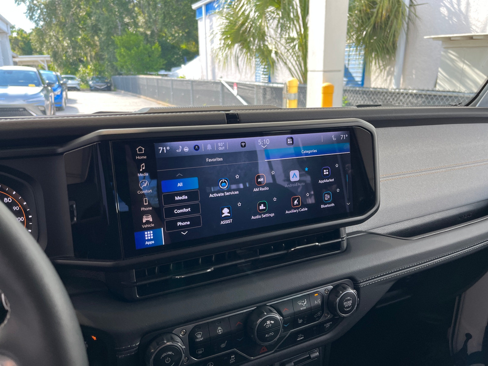 Thumbnail: 2025 Jeep Wrangler - 4