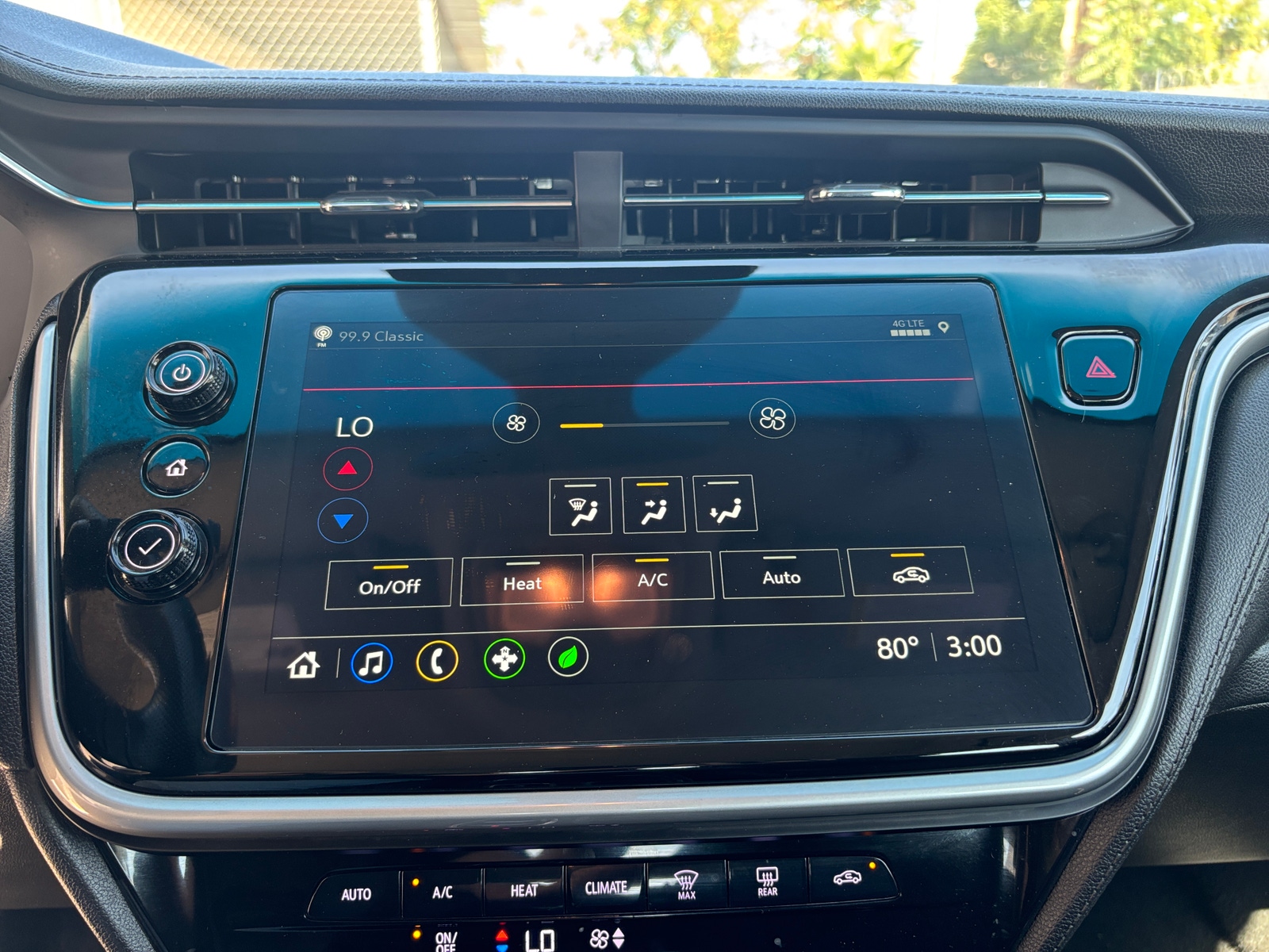 Thumbnail: 2023 Chevrolet Bolt EV - 4