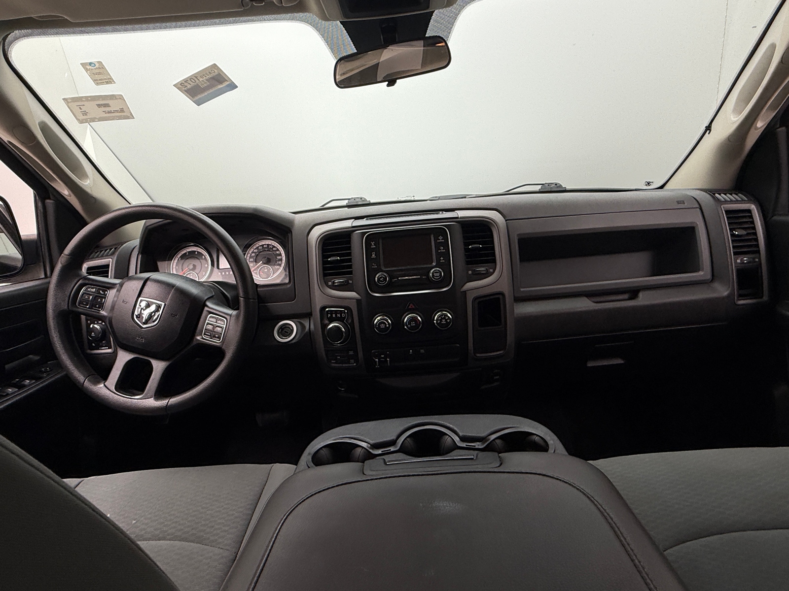 Thumbnail: 2019 RAM 1500 Classic - 3