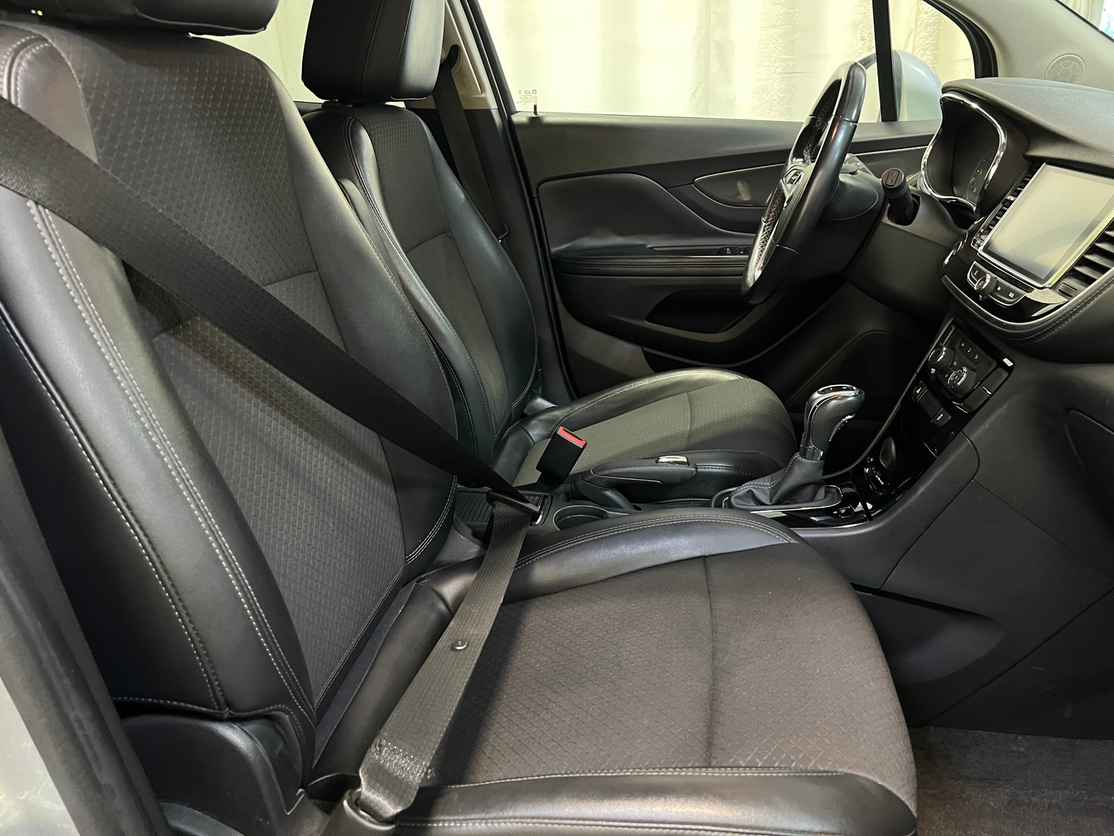 Thumbnail: 2019 Buick Encore - 2