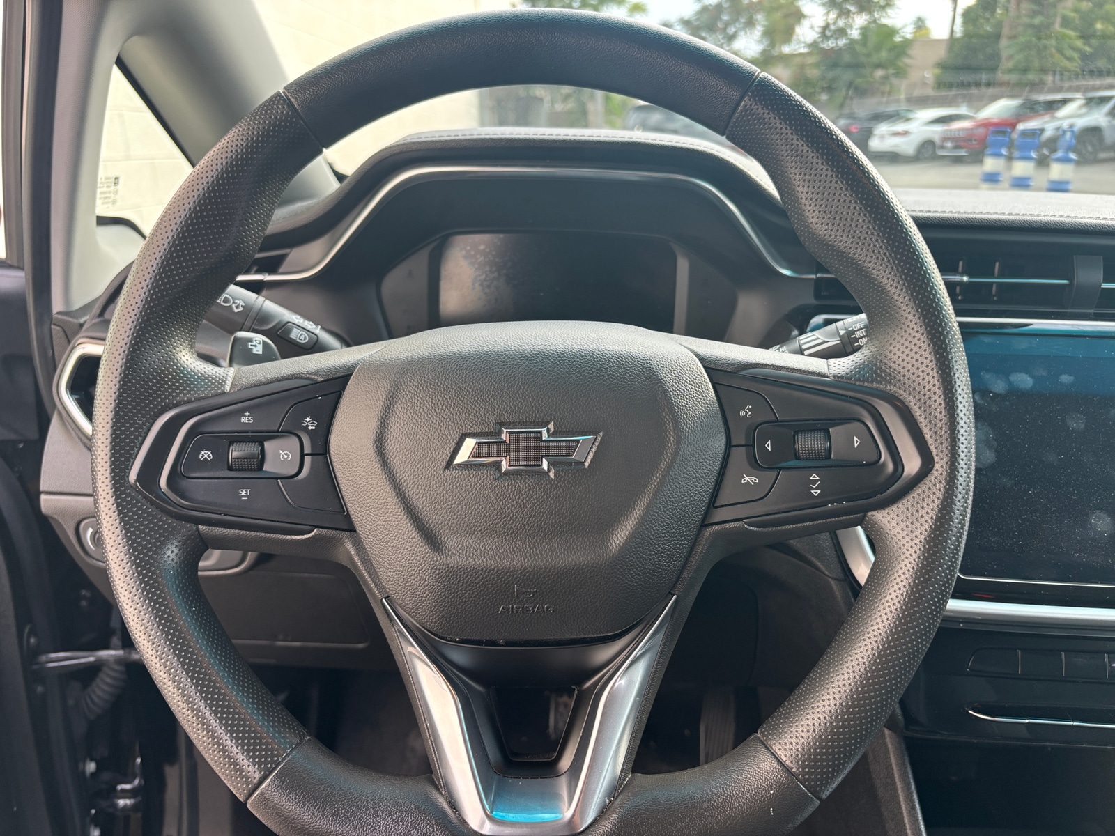 Thumbnail: 2023 Chevrolet Bolt EV - 5