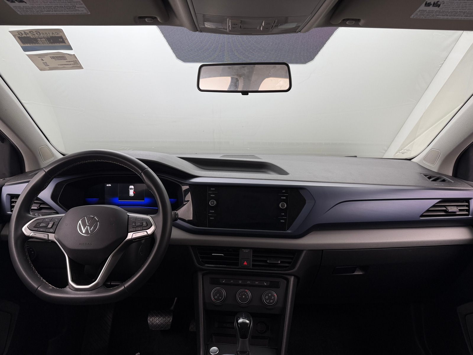 Thumbnail: 2022 Volkswagen Taos - 2