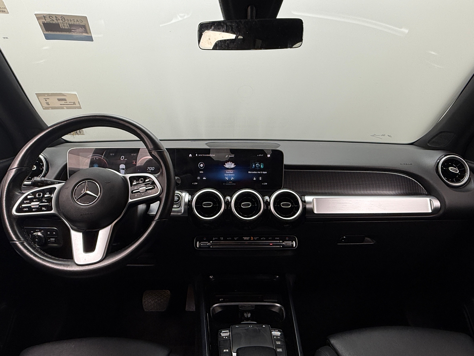 Thumbnail: 2021 Mercedes-Benz GLB - 2