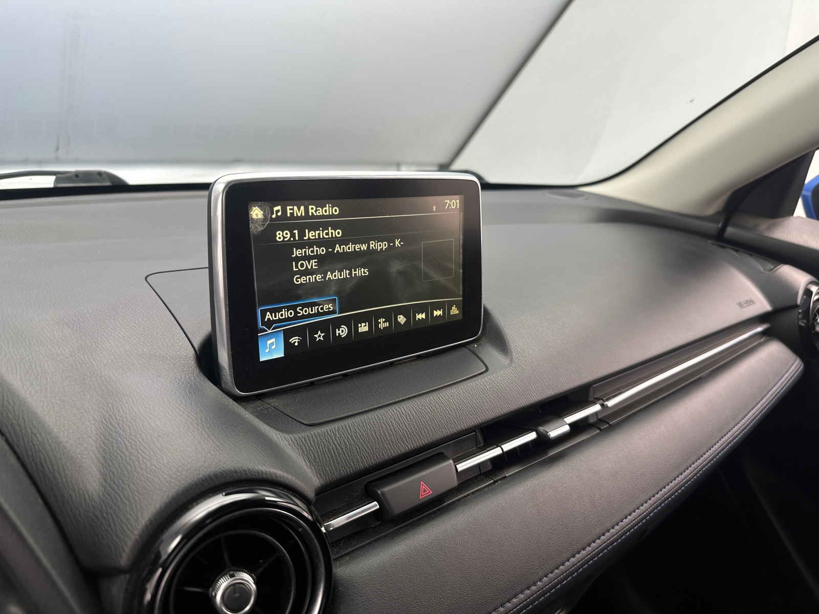 Thumbnail: 2017 Toyota Yaris iA - 4