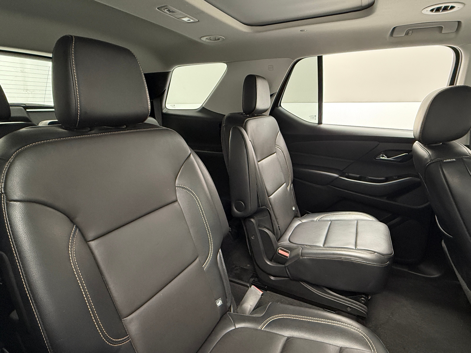 Thumbnail: 2018 Chevrolet Traverse - 5