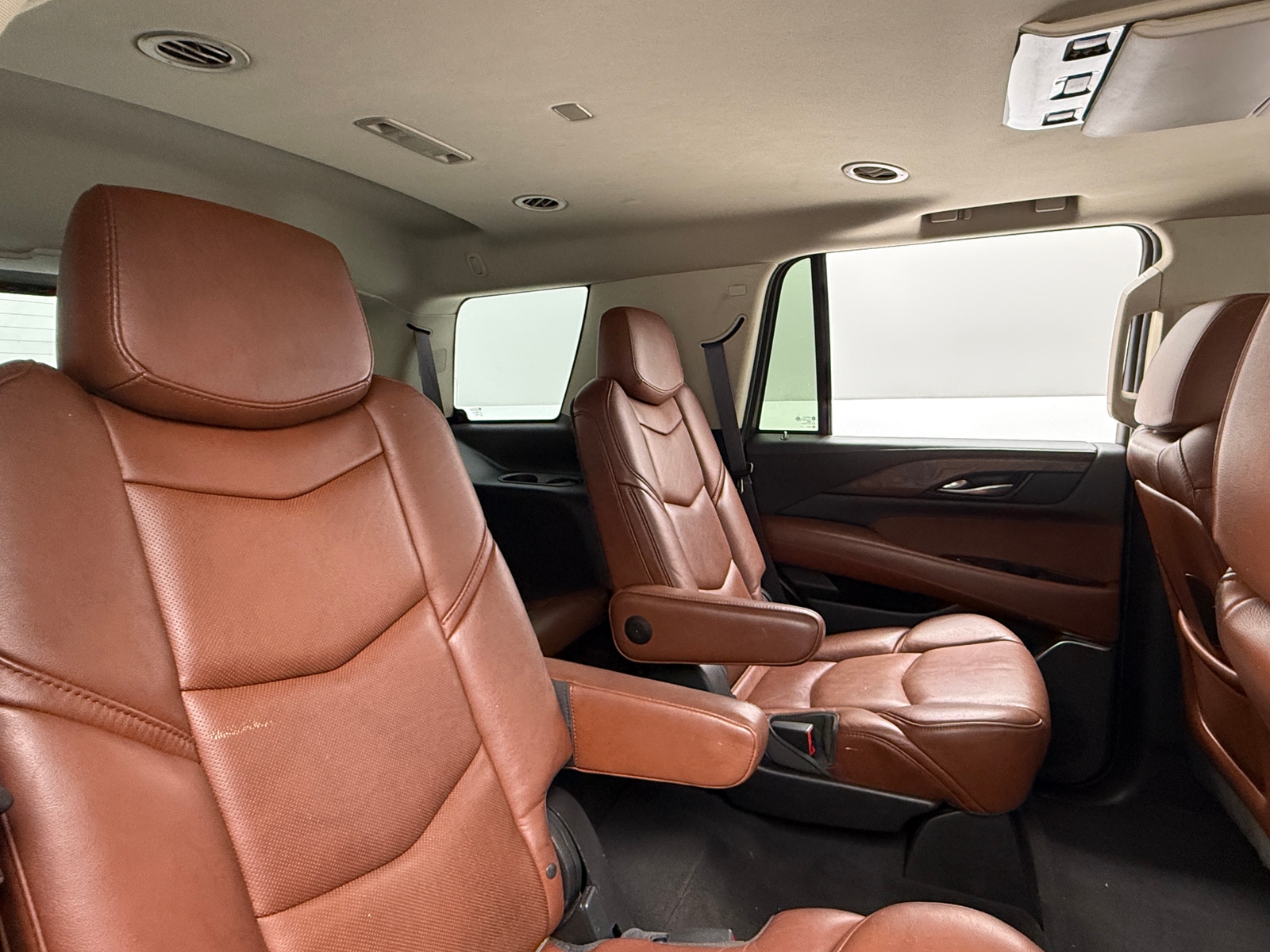 Thumbnail: 2017 Cadillac Escalade - 5