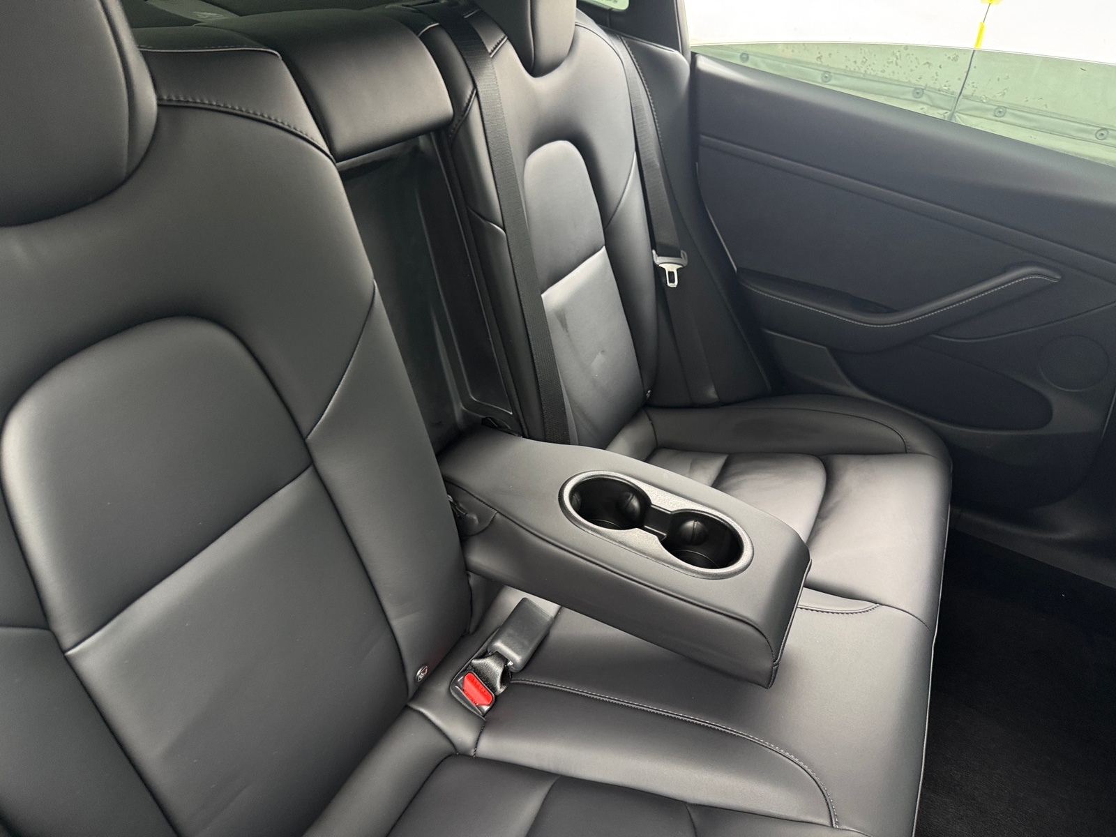 Thumbnail: 2022 Tesla Model 3 - 4