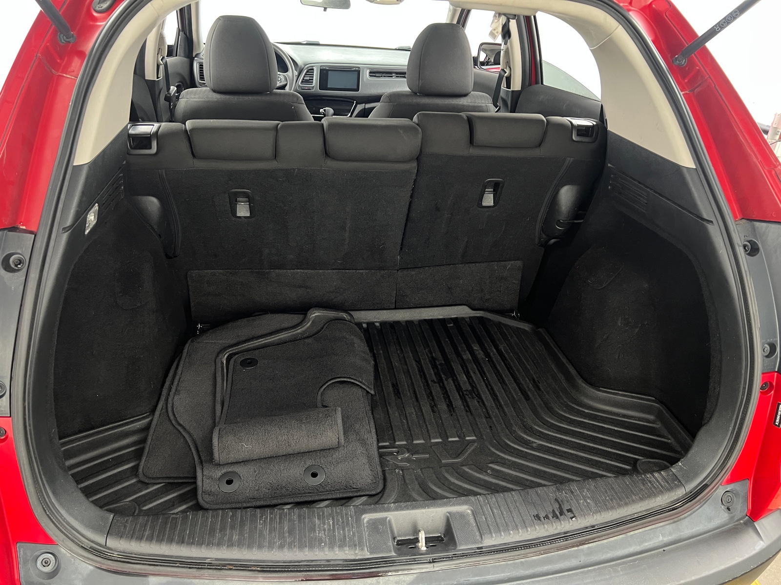 Thumbnail: 2016 Honda HR-V - 7