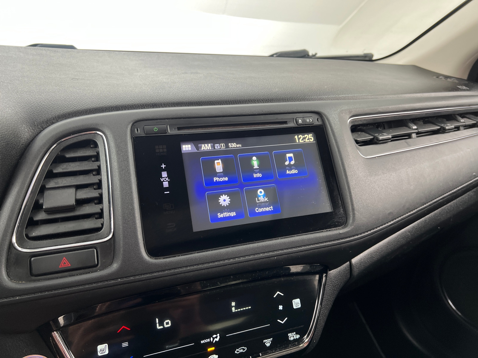 Thumbnail: 2016 Honda HR-V - 4