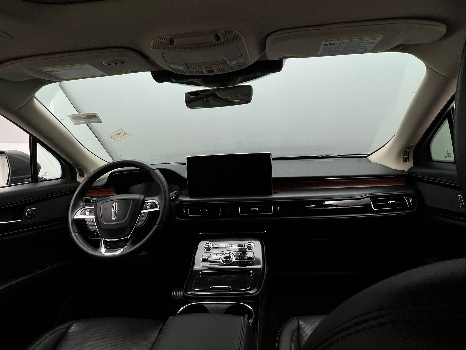 Thumbnail: 2022 Lincoln Nautilus - 2