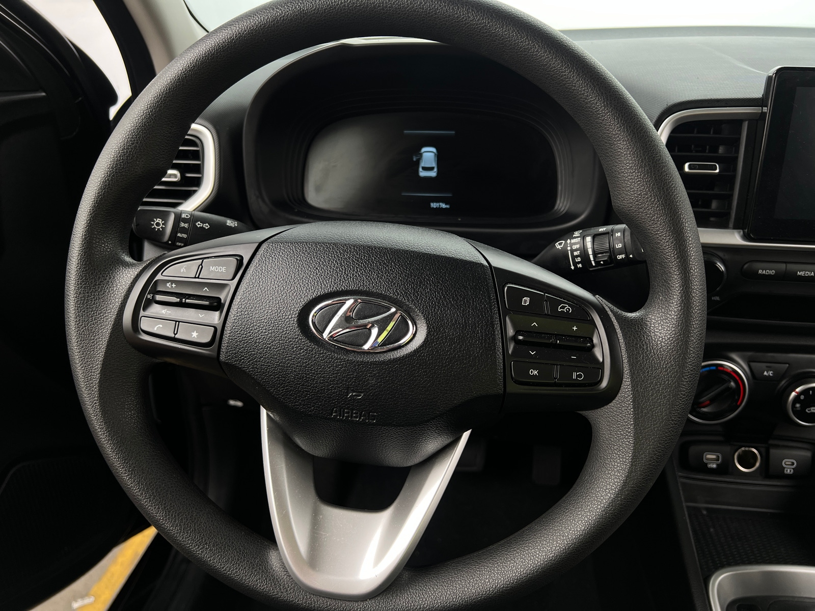 Thumbnail: 2025 Hyundai Venue - 5