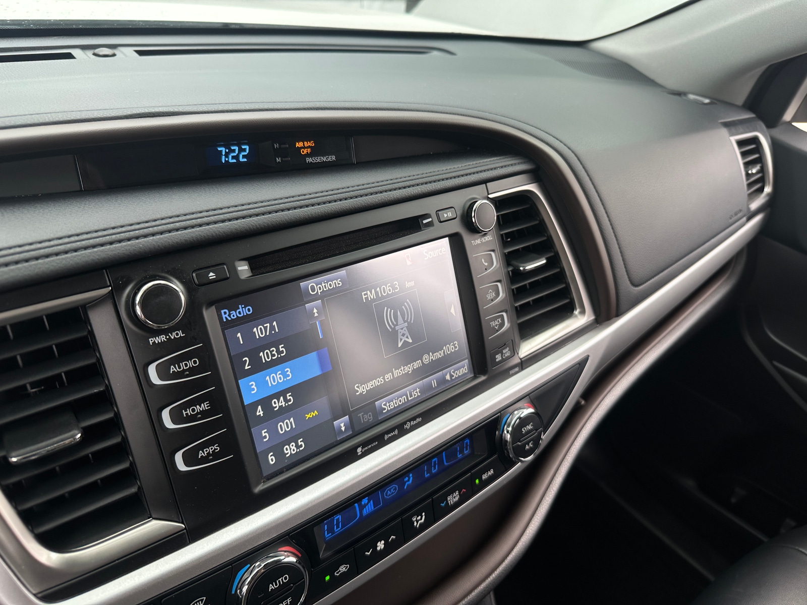 Thumbnail: 2019 Toyota Highlander - 3