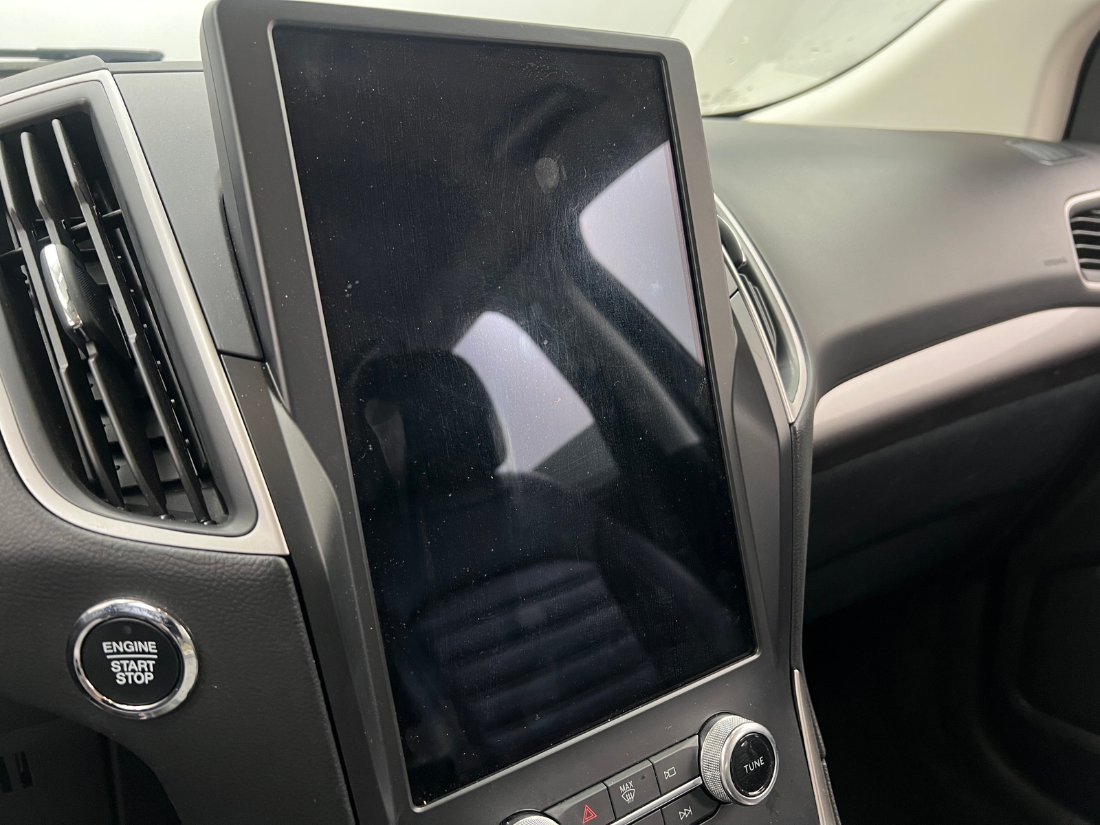 Thumbnail: 2024 Ford Edge - 3