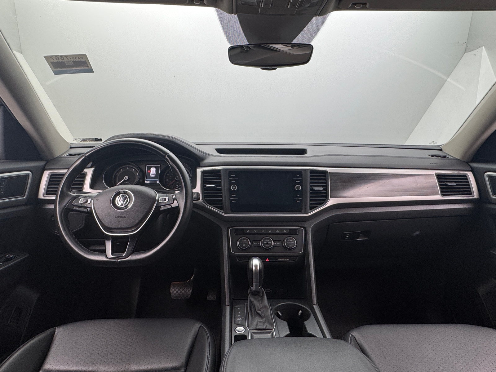 Thumbnail: 2018 Volkswagen Atlas - 2