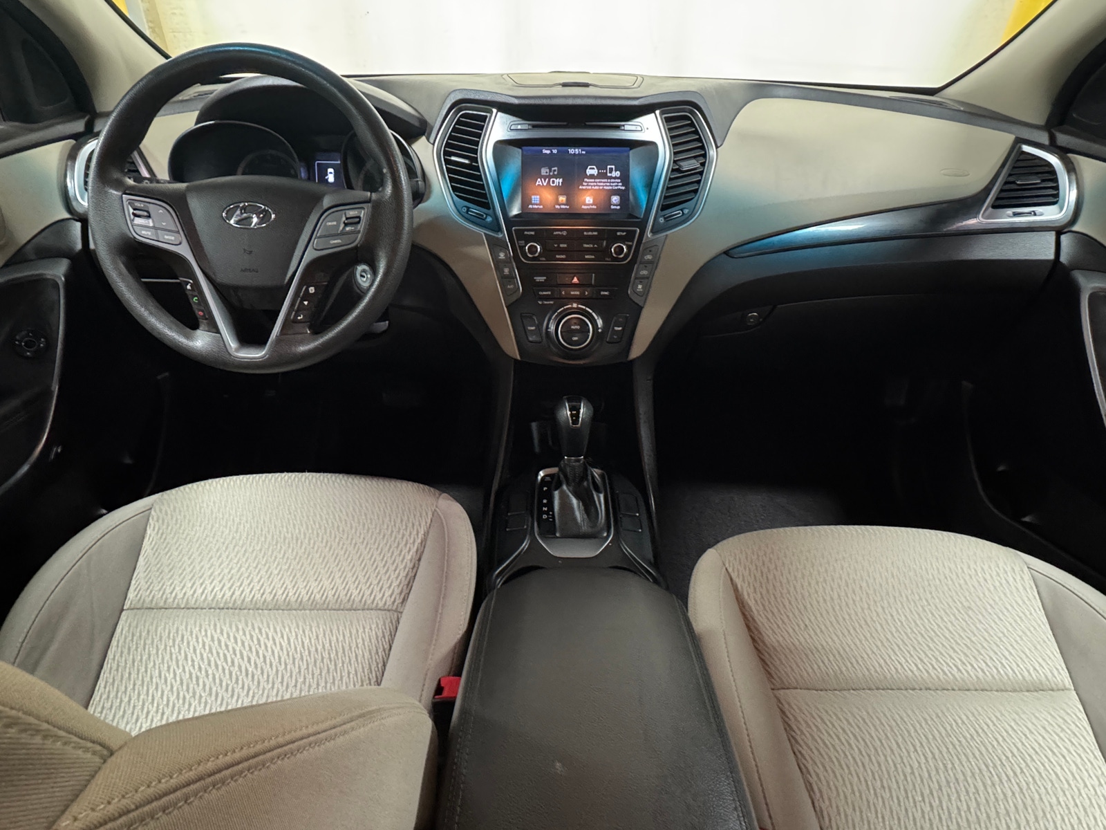 Thumbnail: 2019 Hyundai Santa Fe - 3