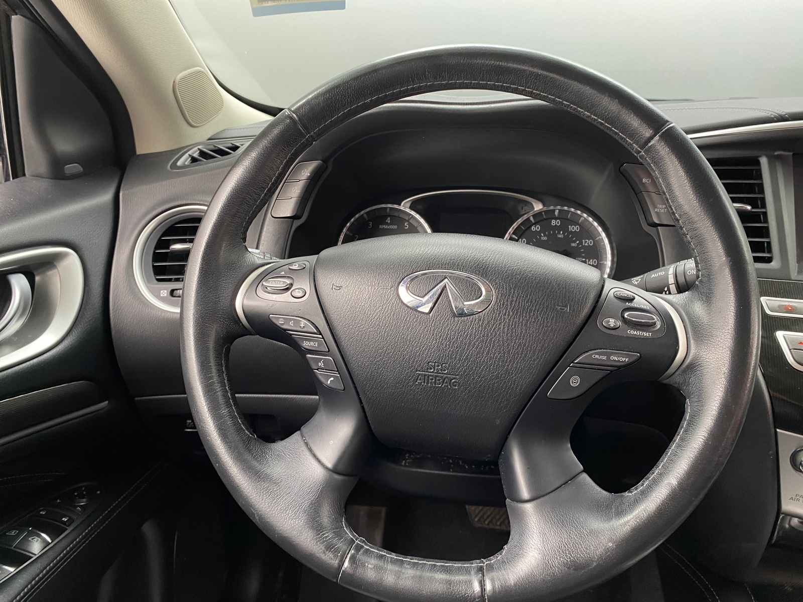 Thumbnail: 2019 INFINITI QX60 - 4