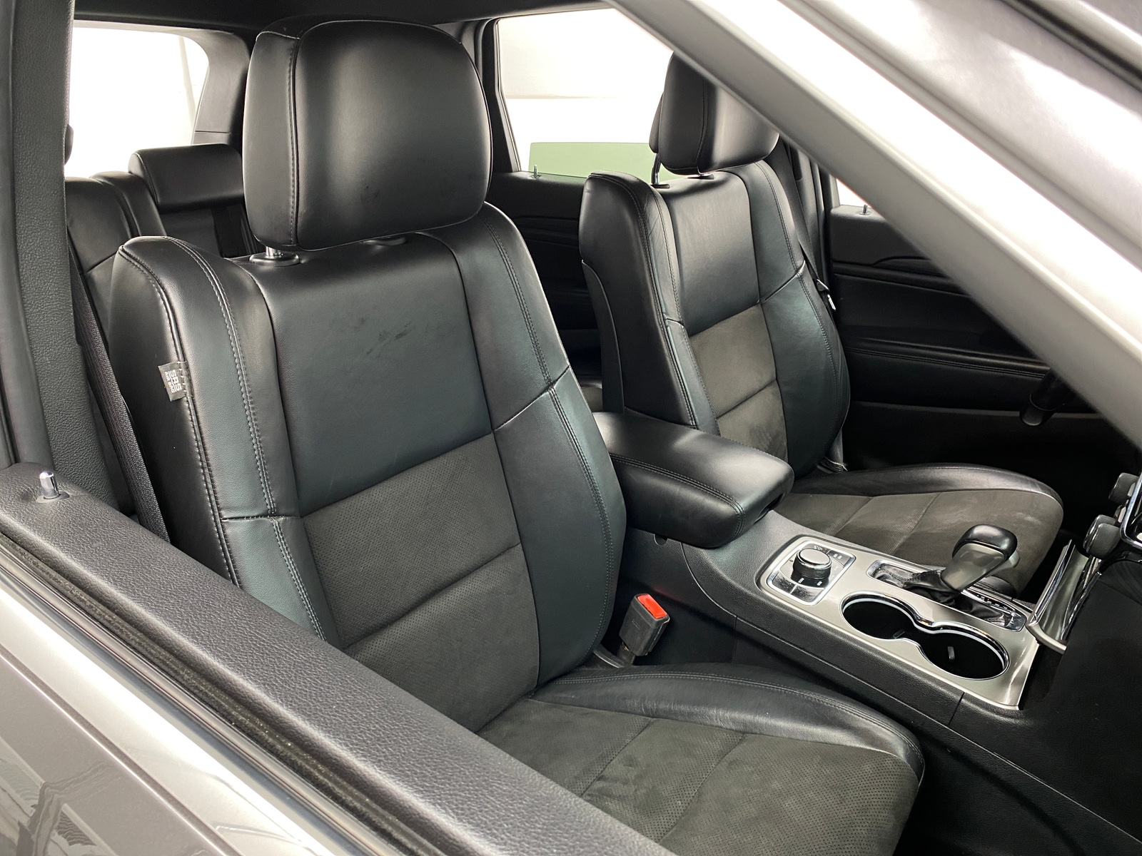 Thumbnail: 2020 Jeep Grand Cherokee - 2